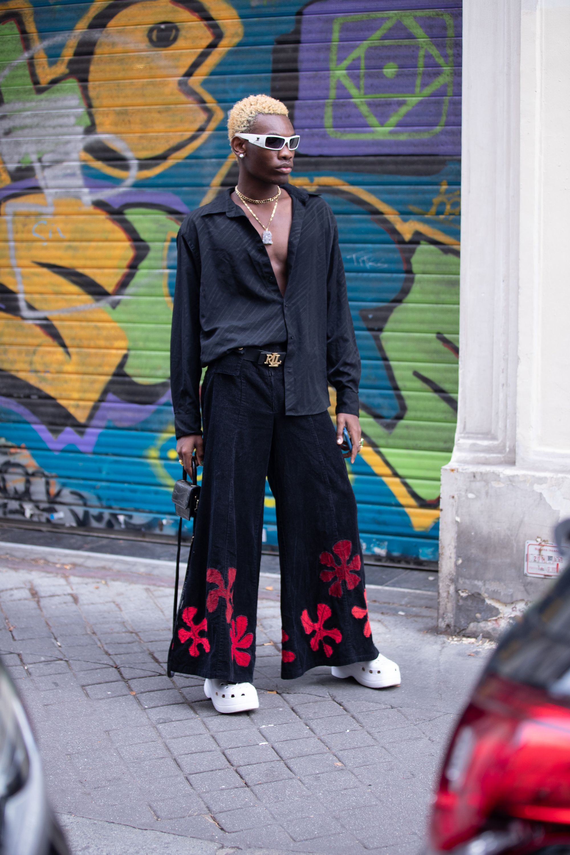 Street Style: PFW Spring/Summer 2022 | GOAT