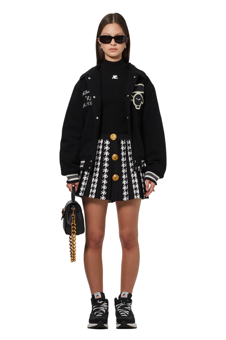 model wearing Courrèges Short-Sleeve Rib Knit Sweater 'Black'