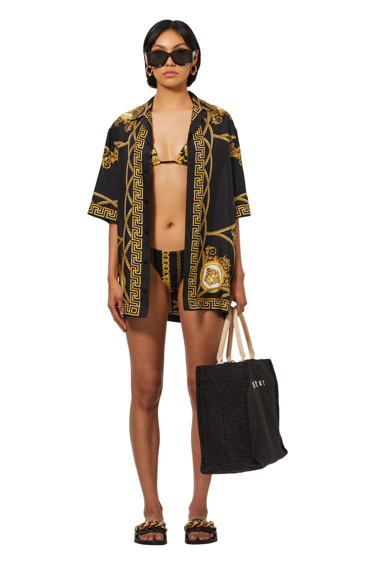 Model wearing Loewe Paula's Ibiza Sunglasses 'Shiny Black'