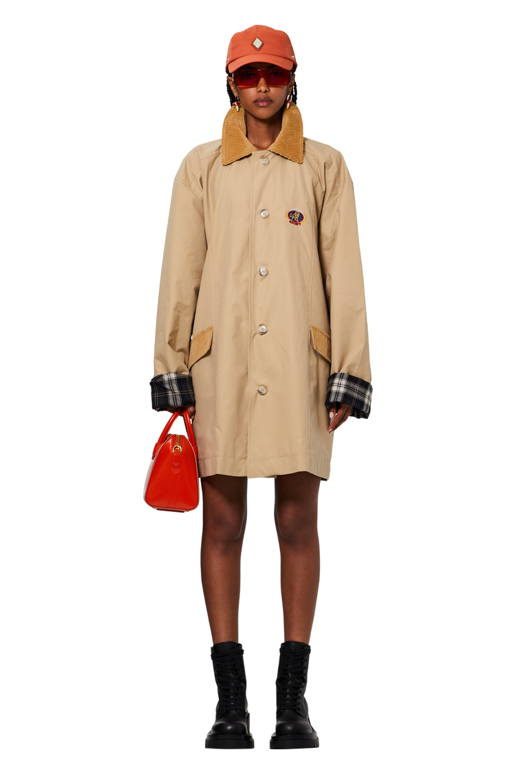 model wearing Martine Rose Hanging Sports Casual Jacket 'Beige'